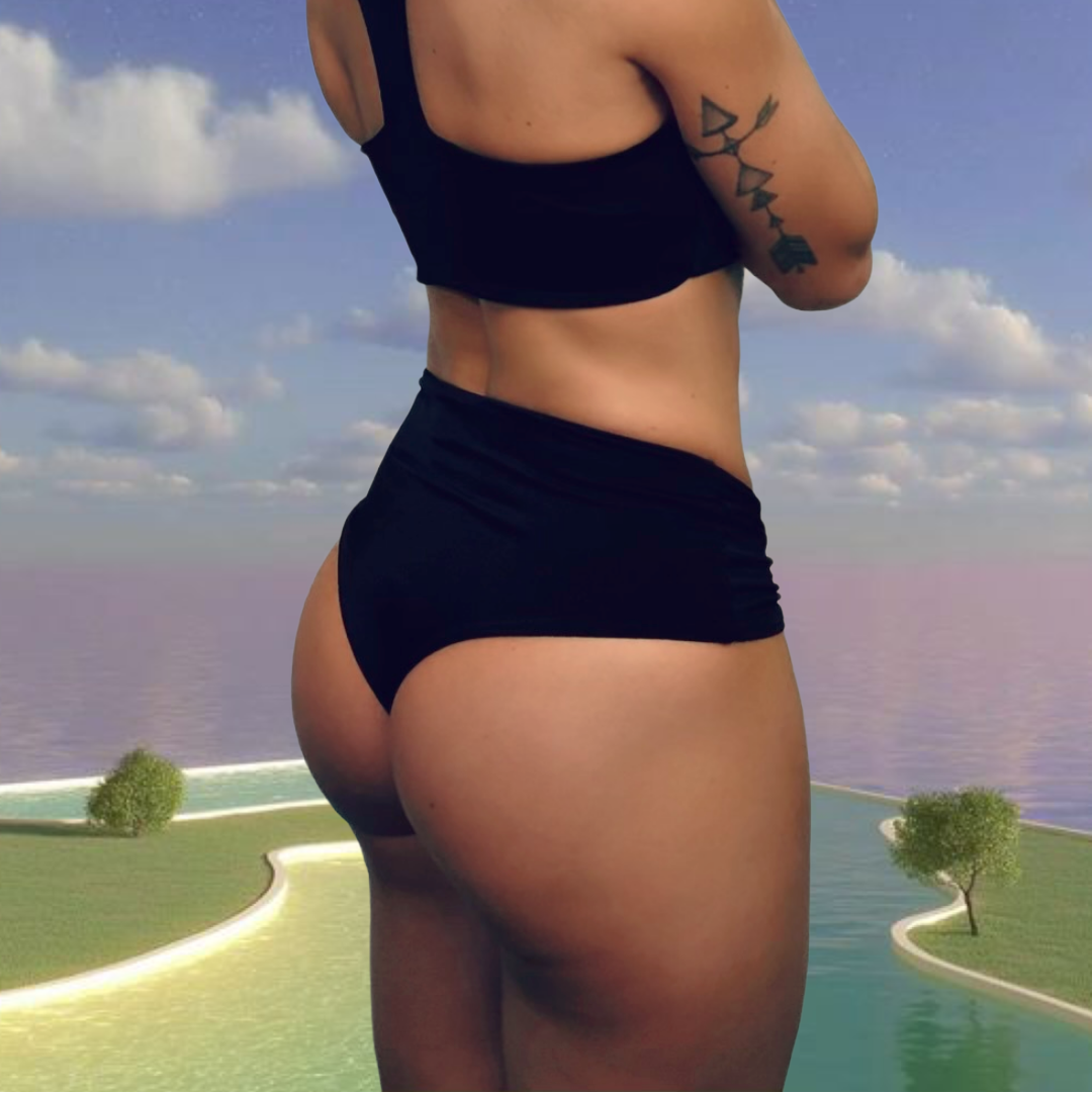 Ruched Mid-rise Cheeky Bottom